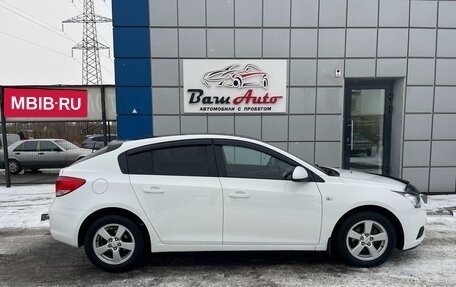 Chevrolet Cruze II, 2011 год, 697 000 рублей, 8 фотография