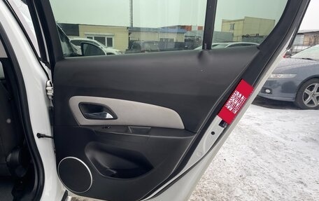 Chevrolet Cruze II, 2011 год, 697 000 рублей, 19 фотография