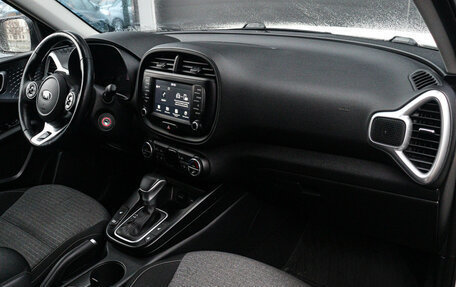 KIA Soul III, 2020 год, 1 830 000 рублей, 9 фотография