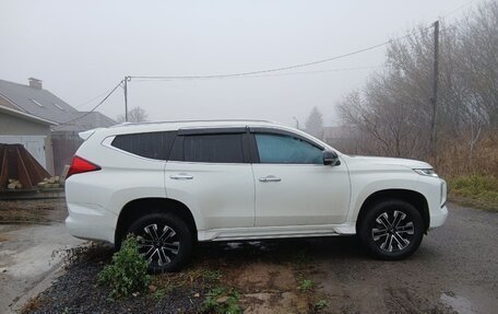 Mitsubishi Montero Sport, 2023 год, 3 фотография