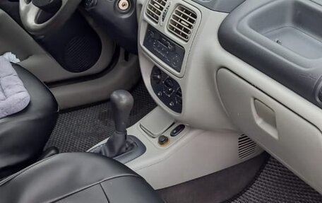 Renault Symbol I, 2005 год, 270 000 рублей, 3 фотография