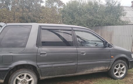 Mitsubishi Space Wagon III, 1991 год, 150 000 рублей, 3 фотография