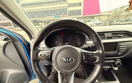 KIA Rio IV, 2017 год, 1 330 000 рублей, 10 фотография