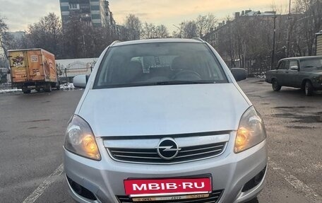 Opel Zafira B, 2012 год, 740 000 рублей, 3 фотография