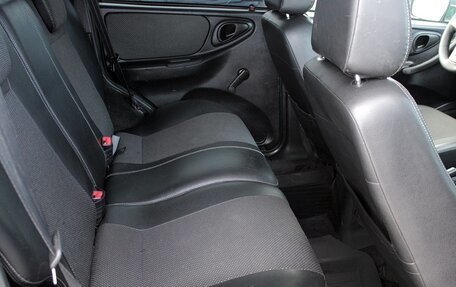 Chevrolet Niva I рестайлинг, 2011 год, 519 000 рублей, 11 фотография