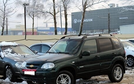 Chevrolet Niva I рестайлинг, 2011 год, 519 000 рублей, 3 фотография