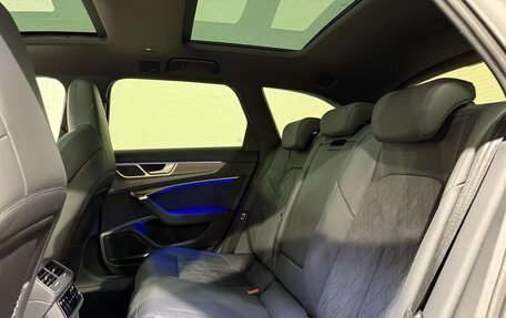 Audi RS 6, 2025 год, 19 800 000 рублей, 25 фотография