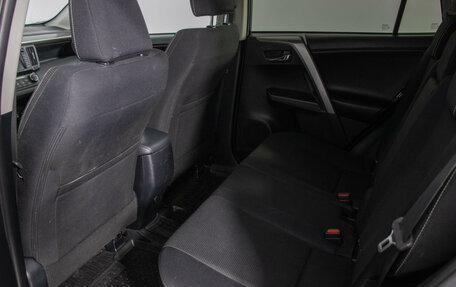 Toyota RAV4, 2019 год, 1 974 000 рублей, 11 фотография