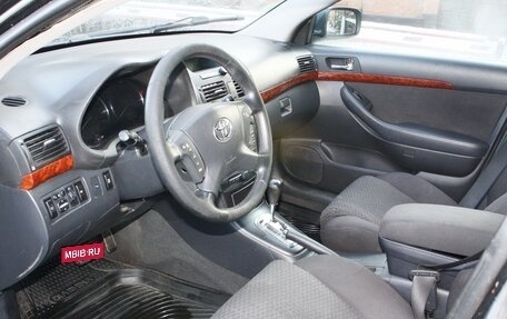 Toyota Avensis III рестайлинг, 2004 год, 595 000 рублей, 19 фотография