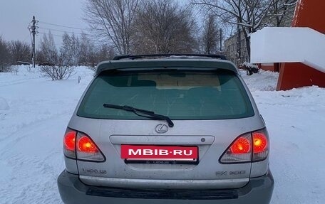 Lexus RX IV рестайлинг, 2001 год, 850 000 рублей, 5 фотография