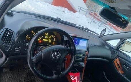 Lexus RX IV рестайлинг, 2001 год, 850 000 рублей, 15 фотография