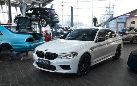 BMW M5, 2018 год, 8 490 000 рублей, 2 фотография