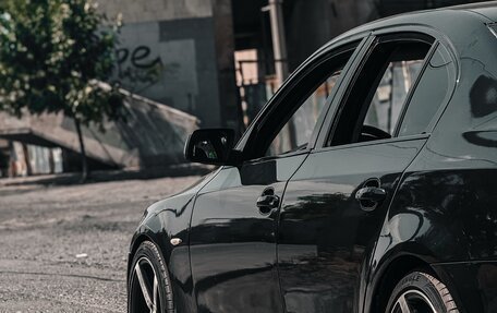 BMW 5 серия, 2003 год, 900 000 рублей, 8 фотография