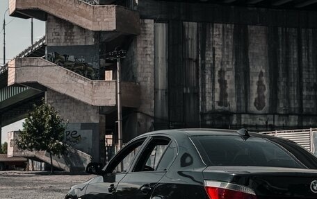 BMW 5 серия, 2003 год, 900 000 рублей, 9 фотография