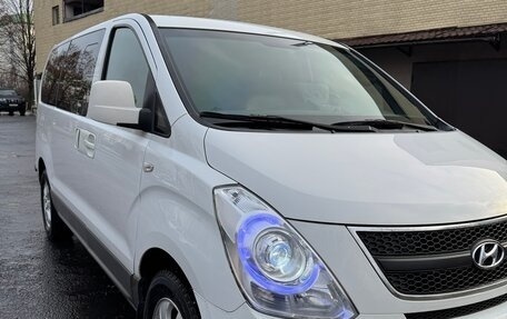 Hyundai Grand Starex Grand Starex I рестайлинг 2, 2015 год, 2 050 000 рублей, 3 фотография