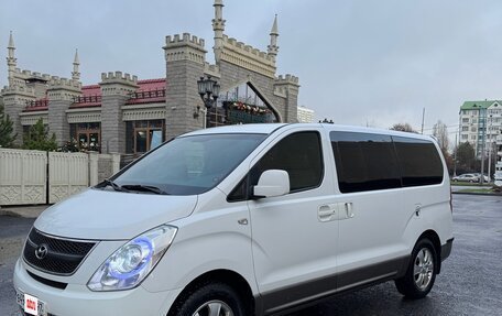 Hyundai Grand Starex Grand Starex I рестайлинг 2, 2015 год, 2 050 000 рублей, 16 фотография