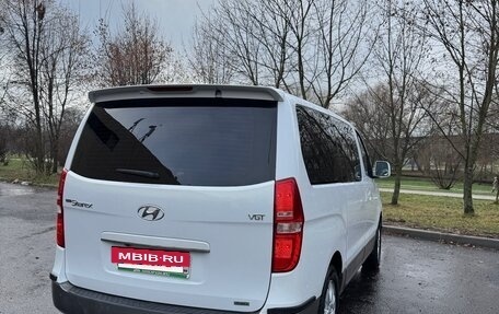 Hyundai Grand Starex Grand Starex I рестайлинг 2, 2015 год, 2 050 000 рублей, 14 фотография