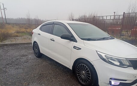 KIA Rio III рестайлинг, 2015 год, 700 000 рублей, 3 фотография