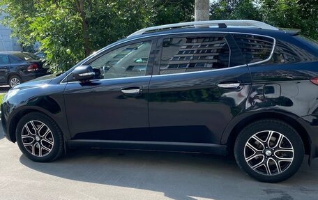 Luxgen Luxgen7 SUV, 2015 год, 1 100 000 рублей, 2 фотография