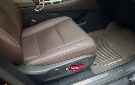 Lexus RX IV рестайлинг, 2021 год, 5 700 000 рублей, 7 фотография