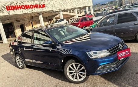 Volkswagen Jetta VI, 2015 год, 1 040 000 рублей, 2 фотография