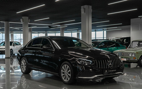 Mercedes-Benz E-Класс, 2020 год, 2 210 000 рублей, 2 фотография