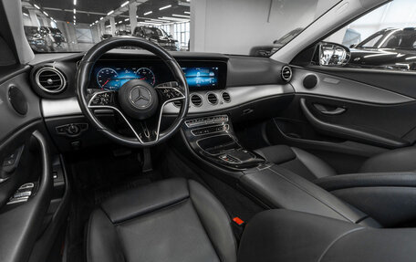 Mercedes-Benz E-Класс, 2020 год, 2 210 000 рублей, 7 фотография