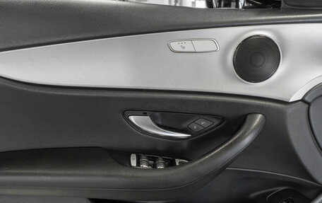 Mercedes-Benz E-Класс, 2020 год, 2 210 000 рублей, 14 фотография