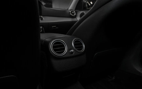 Mercedes-Benz E-Класс, 2020 год, 2 210 000 рублей, 13 фотография