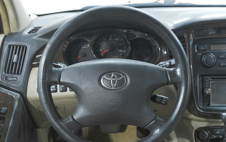 Toyota Highlander III, 2003 год, 999 000 рублей, 13 фотография