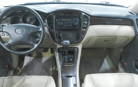 Toyota Highlander III, 2003 год, 999 000 рублей, 12 фотография