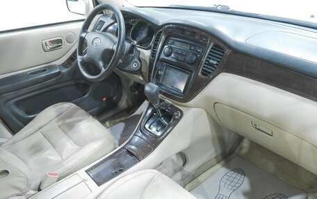 Toyota Highlander III, 2003 год, 999 000 рублей, 8 фотография