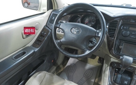 Toyota Highlander III, 2003 год, 999 000 рублей, 10 фотография