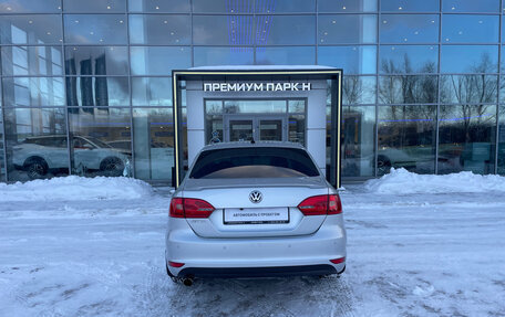 Volkswagen Jetta VI, 2013 год, 930 000 рублей, 7 фотография