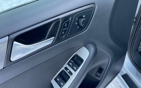 Volkswagen Jetta VI, 2013 год, 930 000 рублей, 12 фотография