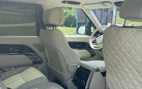 Land Rover Range Rover IV рестайлинг, 2023 год, 19 000 000 рублей, 10 фотография