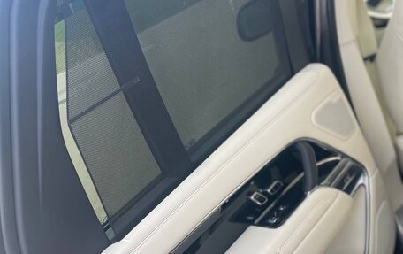 Land Rover Range Rover IV рестайлинг, 2023 год, 19 000 000 рублей, 13 фотография