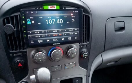 Hyundai Grand Starex Grand Starex I рестайлинг 2, 2010 год, 1 380 000 рублей, 12 фотография