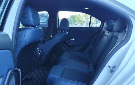 Mercedes-Benz A-Класс, 2022 год, 2 400 911 рублей, 8 фотография