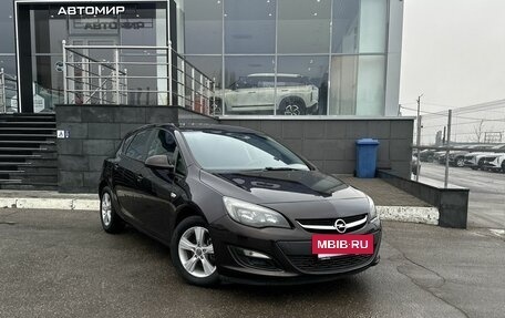Opel Astra J, 2013 год, 700 000 рублей, 3 фотография