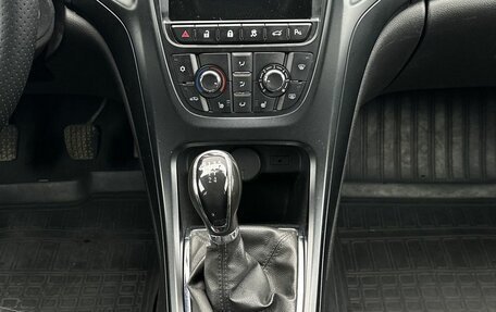 Opel Astra J, 2013 год, 700 000 рублей, 11 фотография