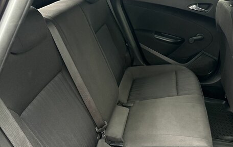 Opel Astra J, 2013 год, 700 000 рублей, 12 фотография