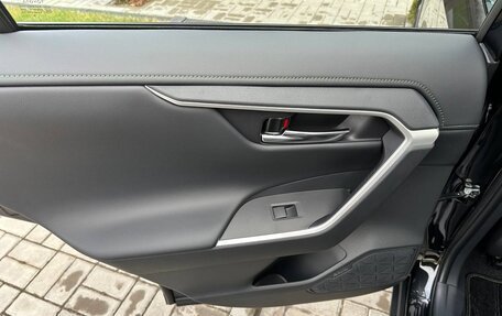 Toyota RAV4, 2025 год, 4 300 000 рублей, 15 фотография