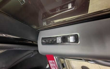 Land Rover Range Rover IV рестайлинг, 2018 год, 9 550 000 рублей, 34 фотография