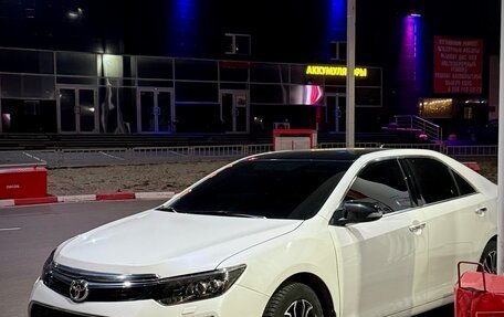 Toyota Camry, 2017 год, 2 400 000 рублей, 13 фотография