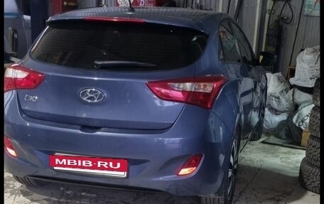 Hyundai i30 II рестайлинг, 2013 год, 900 000 рублей, 5 фотография