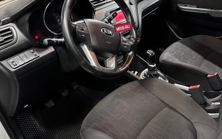 KIA Rio III рестайлинг, 2013 год, 590 000 рублей, 9 фотография
