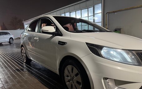 KIA Rio III рестайлинг, 2013 год, 590 000 рублей, 3 фотография