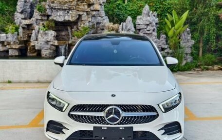 Mercedes-Benz A-Класс, 2022 год, 2 500 911 рублей, 2 фотография