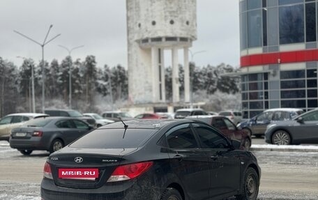 Hyundai Solaris II рестайлинг, 2011 год, 690 000 рублей, 4 фотография